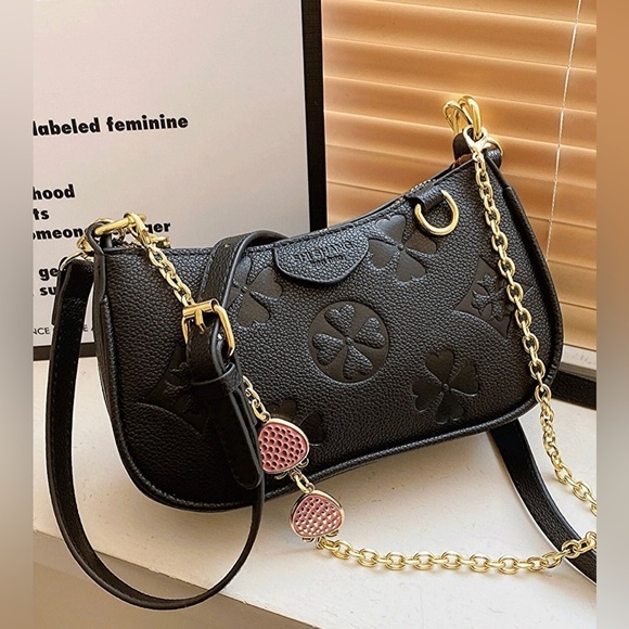 Handbags - NWOT Chic, Black, Versatile, Casual Cross-Body Simple Small Luxury Shoul…